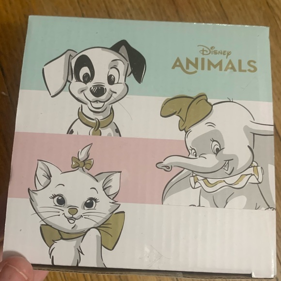 UNOPENED Gold Handle + Trim Mug - Disney Animals- Marie - Dumbo - 101 Dalmatians - Picture 8 of 15